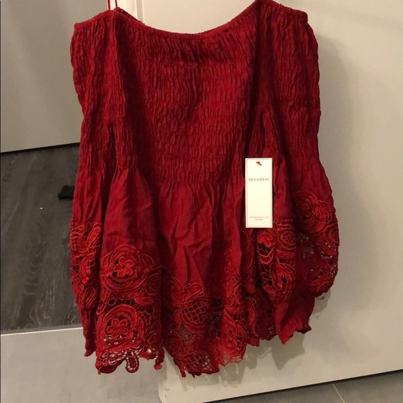 Brand New Off The Shoulder Red Top - Picture 4 of 4